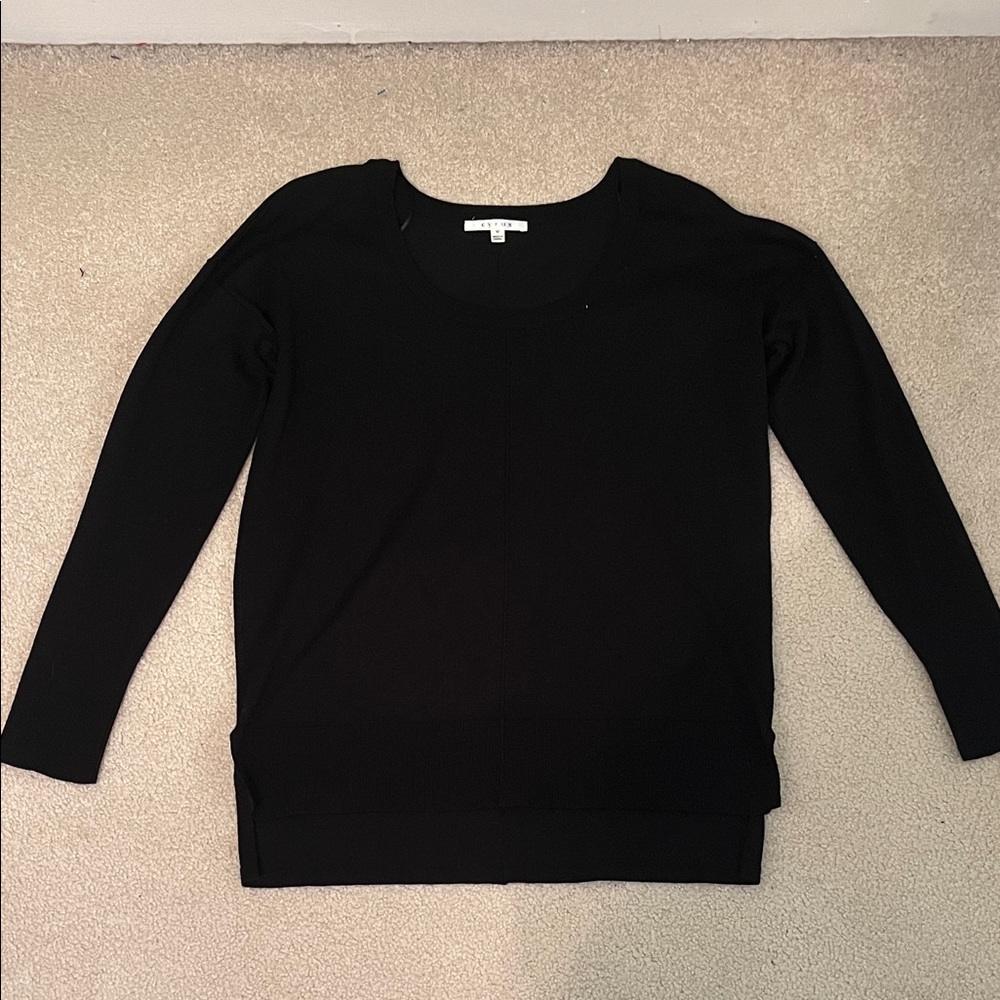 Cyrus Round Neck Fitted Sleeves Sweater